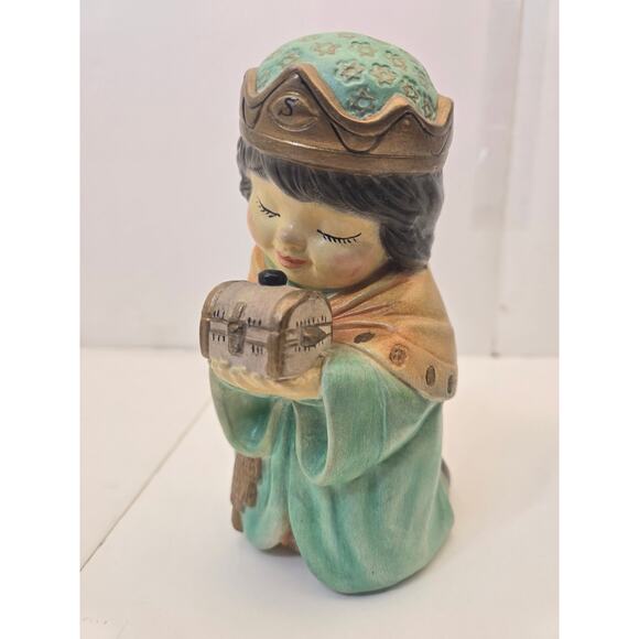 Vintage 3-Piece Wise Men Nativity Figurine Set Ceramic Pastel Christmas Decor - Picture 4 of 9